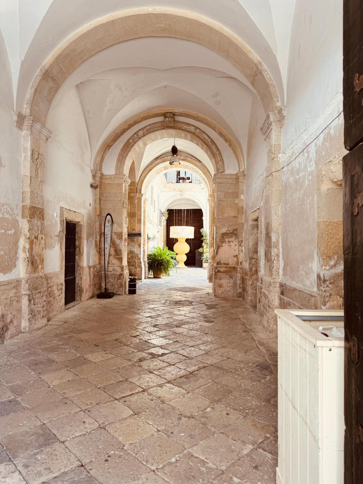 לינה וארוחת בוקר גלאטינה Il Pozzo Di San Paolo מראה חיצוני תמונה