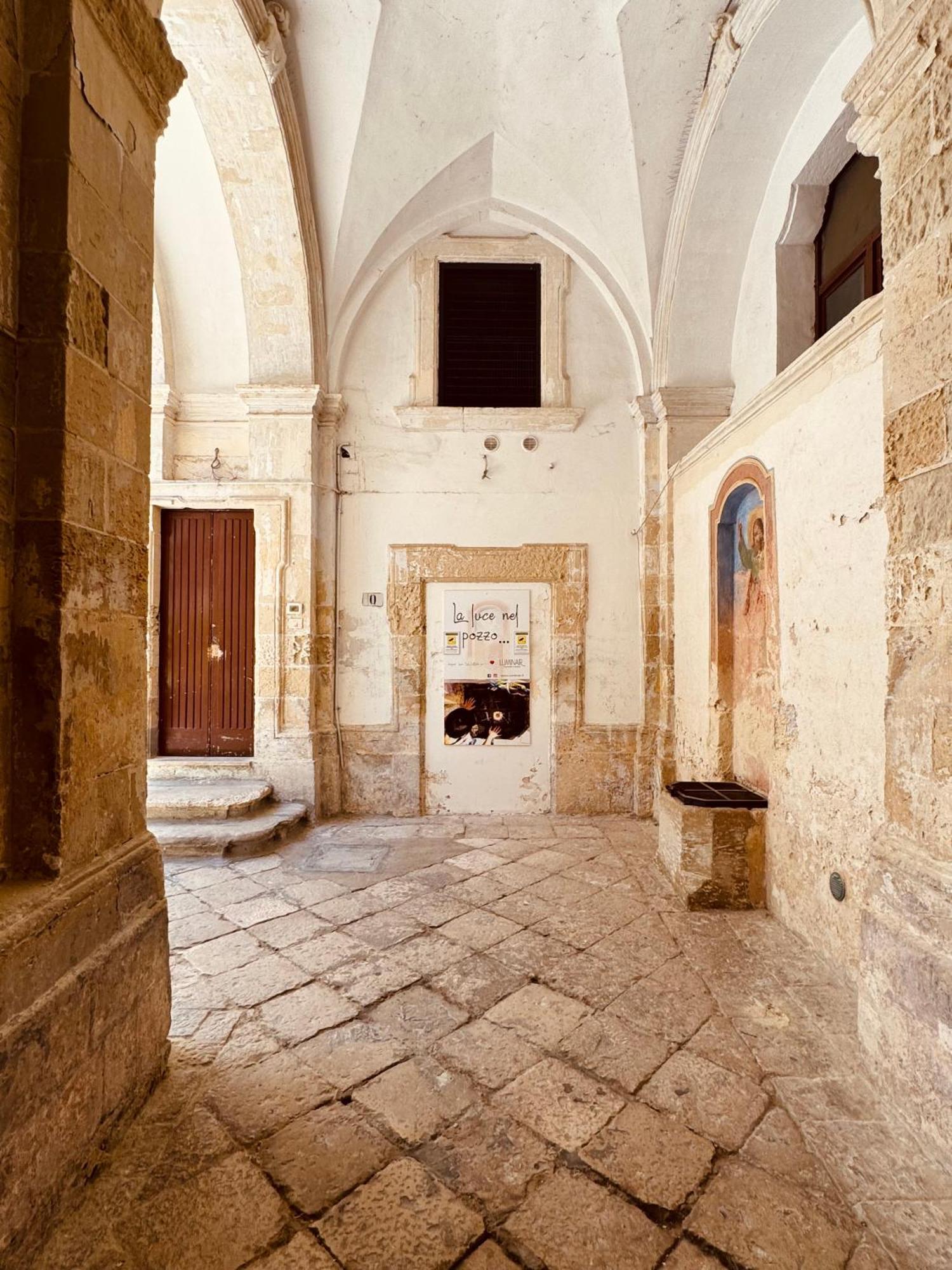 לינה וארוחת בוקר גלאטינה Il Pozzo Di San Paolo מראה חיצוני תמונה