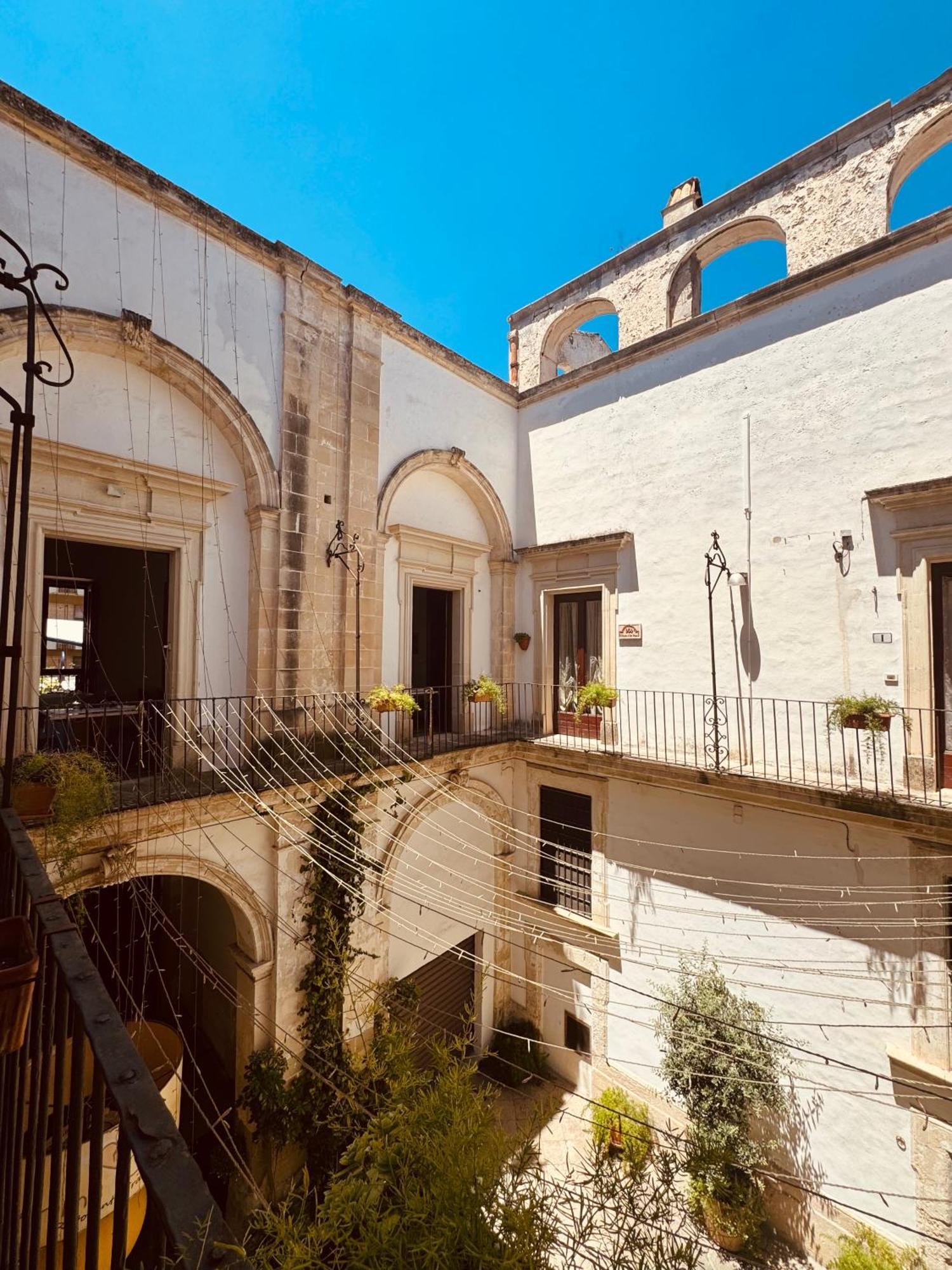 לינה וארוחת בוקר גלאטינה Il Pozzo Di San Paolo מראה חיצוני תמונה